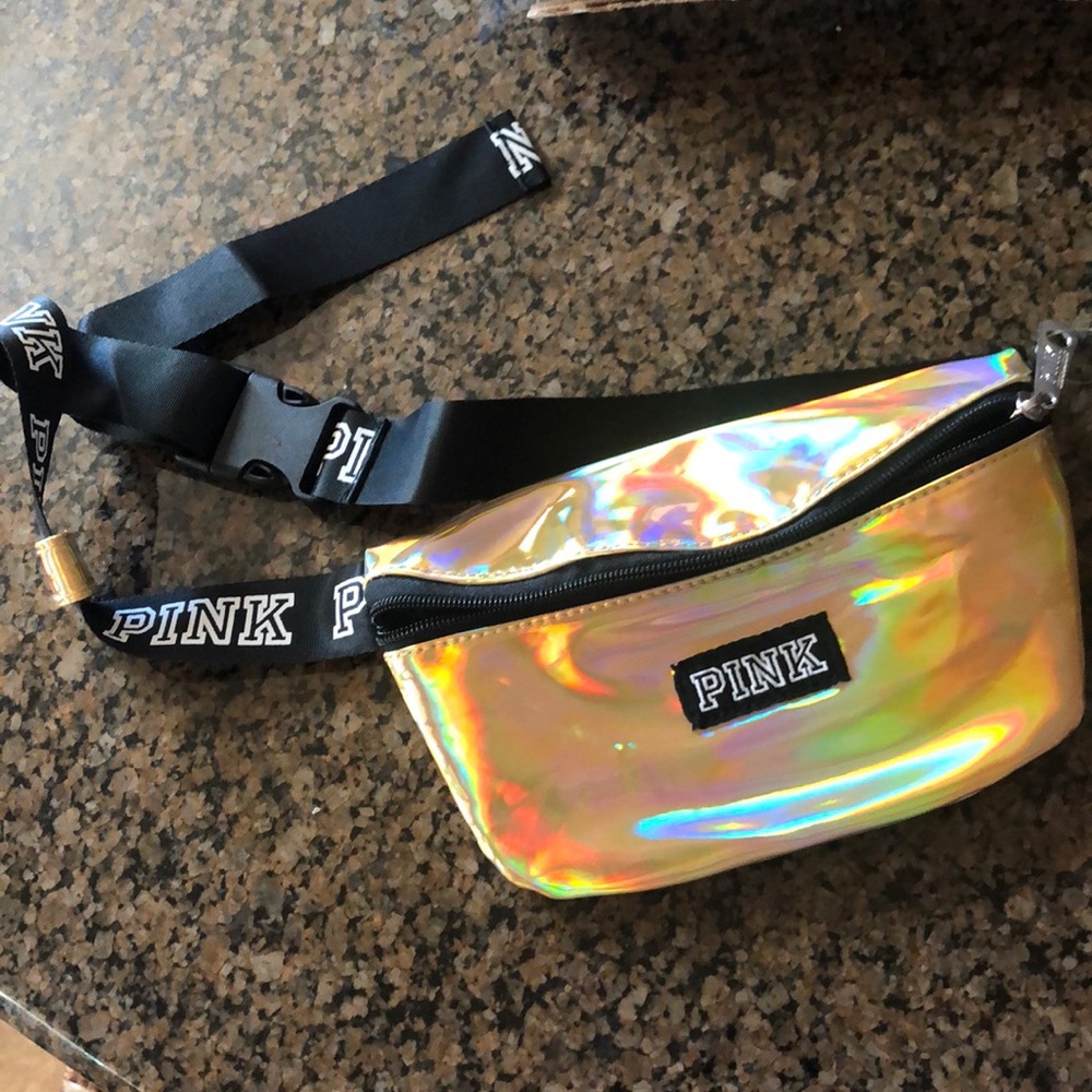 PINK VICTORIOUS SECRET FANNY PACK 💛